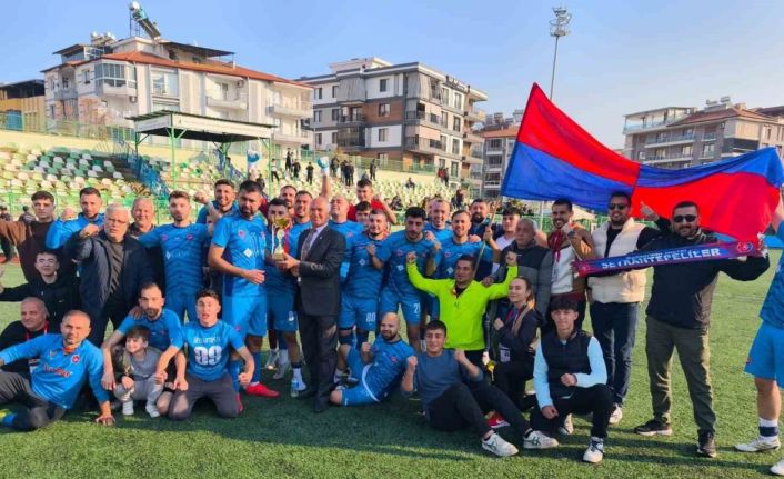 Şampiyon Salihli Seyrantepespor