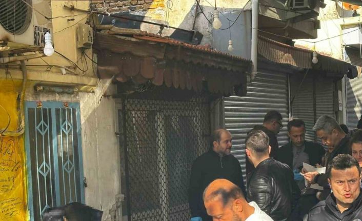 Sandalyede oturur halde ölü bulunan şahsın kimliği belli oldu