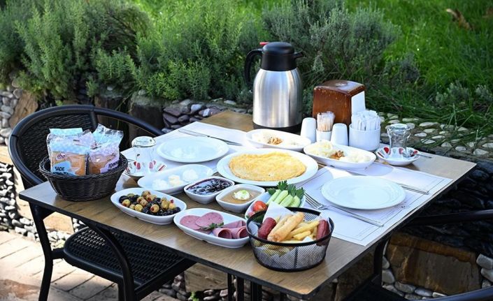 Şehrin içinde keyifli bir mola: Gaziosmanpaşa Su Kemeri Sosyal Tesisi