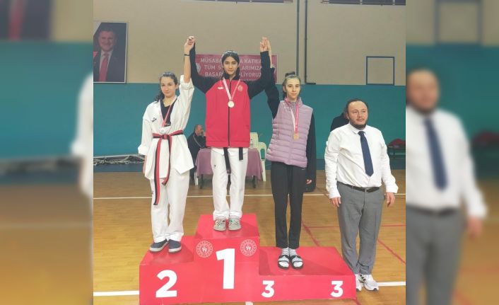 Şehzadeler Belediyesinin tekvandocularından büyük başarı