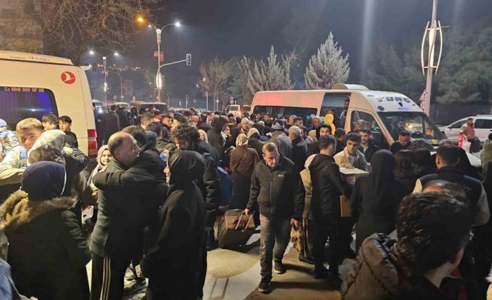 Siirt’te umreye gidenler dualarla kutsal topraklara uğurlandı