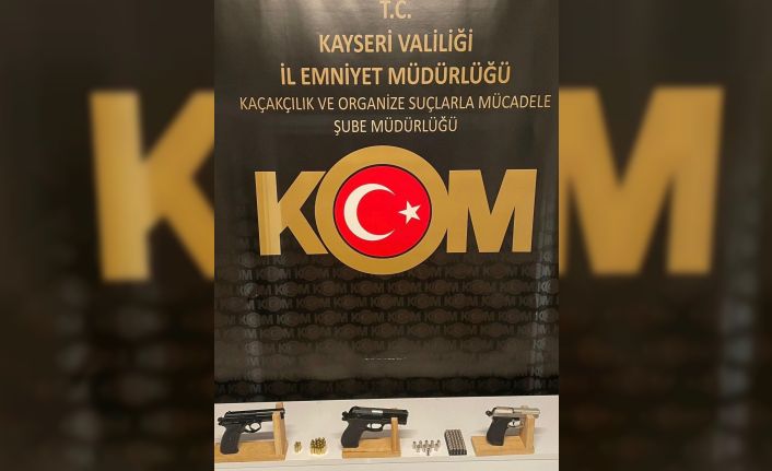 Silah tüccarı operasyonla yakalandı