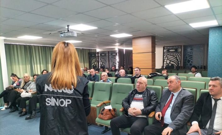 Sinop’ta bağımlılıkla mücadele semineri
