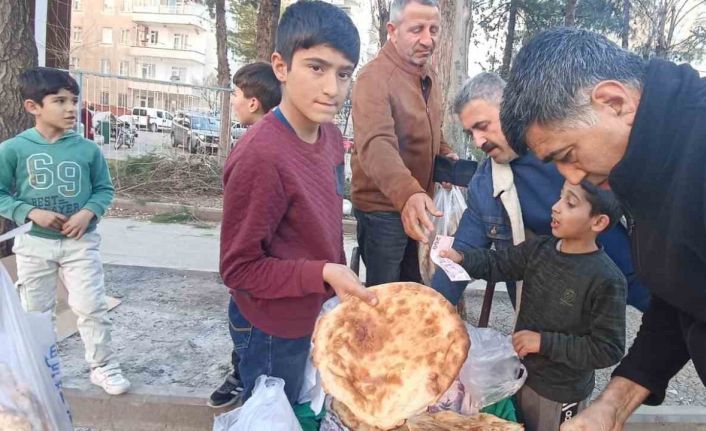 Tandır ekmeği geçim kaynağı oluyor