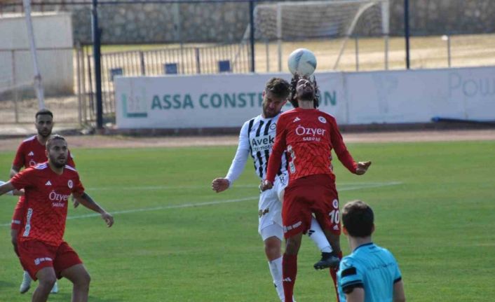TFF 2. Lig: Fethiyespor: 0 - Altay: 0