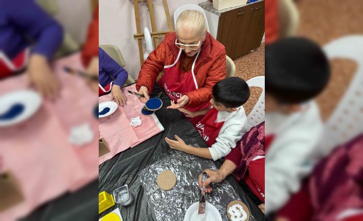 ’Torunum Olur Musun?’ projesinde yaşlılar ve çocuklar bir araya geldi