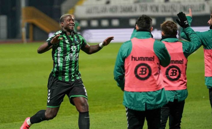 Trendyol 1. Lig: Manisa FK: 0 - Kocaelispor: 2