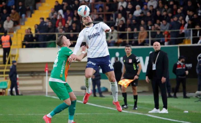 Trendyol Süper Lig: Alanyaspor: 0 - Fenerbahçe: 2 (Maç sonucu)