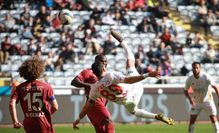 Trendyol Süper Lig: Atakaş Hatayspor: 2 - Antalyaspor: 3 (Maç sonucu)