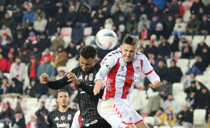 Trendyol Süper Lig: Sivasspor: 0 - Beşiktaş: 2 (Maç sonucu)