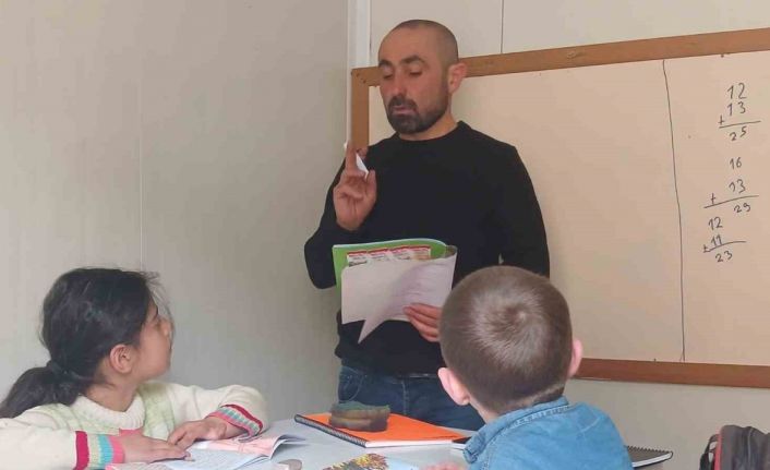 Van’da iki öğrencili okulda eğitim başladı