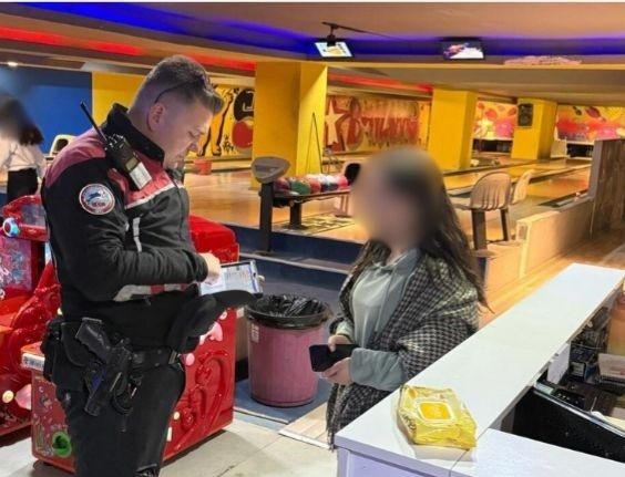 Yozgat’ta polis ekipleri okul ve çevrelerinde denetim yaptı