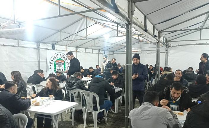Akçaabat’ta her gün bin kişi iftar sofrasında bir araya geliyor