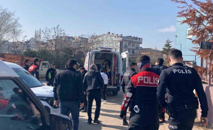 Alacak verecek kavgasında kan aktı: 1 yaralı