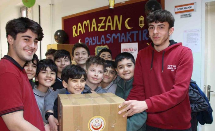 Amasyalı öğrenciler Ramazan ayını yardım kampanyası başlatarak karşıladı