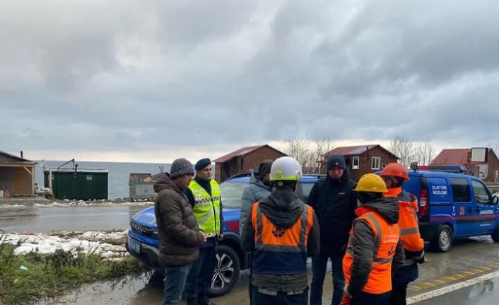 Artvin’de tünel içinde Gürcistan plakalı bir tır yandı: 5 yaralı