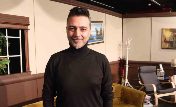 ‘Aşk Listesi’ İzmirli seyircilerle buluştu