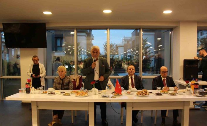 Avrasya Üniversitesi öğrencileri iftar programında buluştu