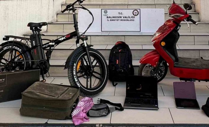 Ayvalık’ta 3 ev ve bir resmi kuruma dadanan hırsız polisten kaçamadı