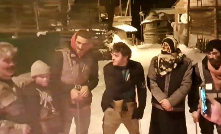 Baharın gelişini geleneksel Saya oyunu ile kutladılar