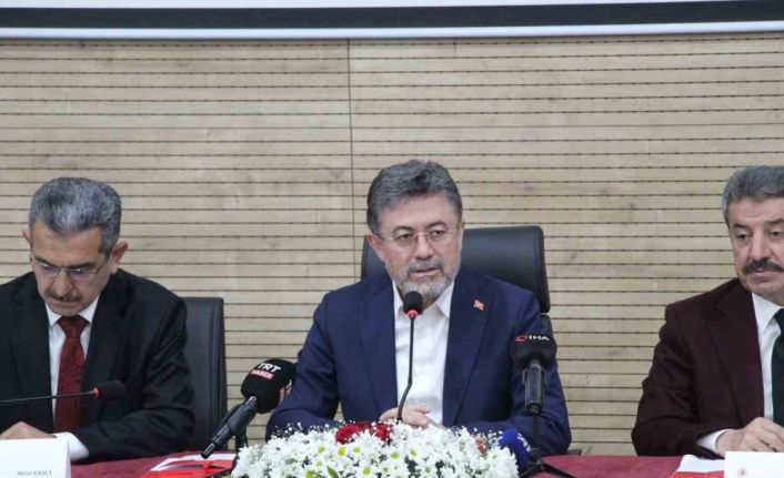 Bakan Yumaklı: "2025 yılı yatırım programında 10.3 milyar lira maliyetli 57 tane projemiz var"