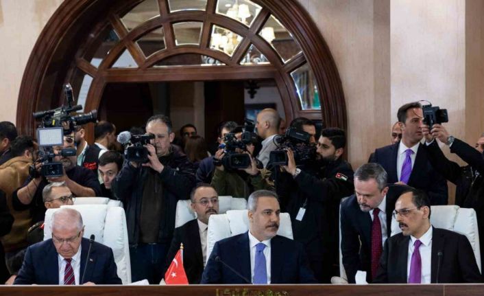 Bakanlar Fidan ve Güler ile MİT Başkanı Kalın, 4 ülkeden mevkidaşları ile bir araya geldi