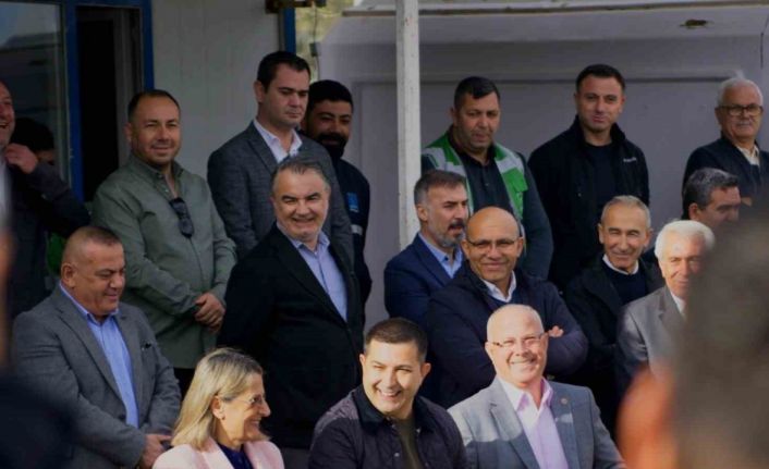 Başkan Günel belediye işçileriyle bayramlaştı