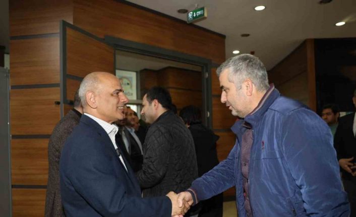 Başkan Özlü’den mesai arkadaşlarına: "Hizmet ve eserlerdeki en büyük pay sizlerin"