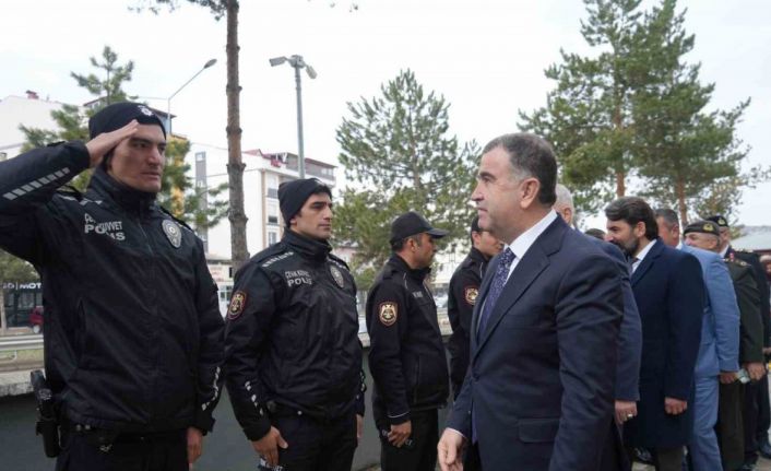 Bayburt’ta geleneksel bayramlaşma programı