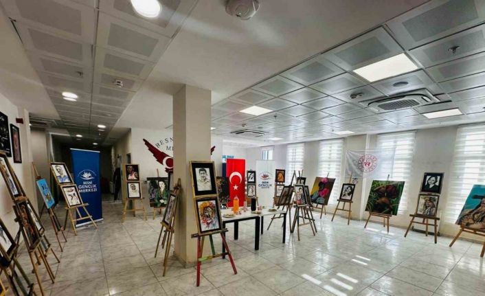 Besni’de ‘Sen hangi renksin’ resim sergisi açıldı