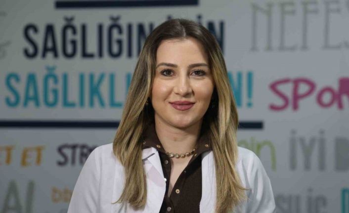 Büyük sofralar ve hızlı yemek sağlık problemlerini getiriyor
