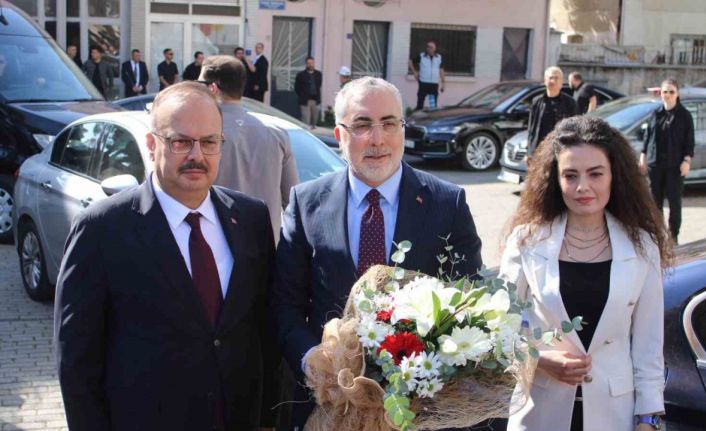 Çalışma ve Sosyal Güvenlik Bakanı Işıkhan, Vali Canbolat ile görüştü