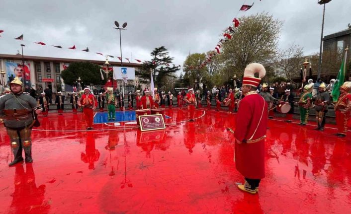 Çanakkale Deniz Zaferi’nin 110. yıl dönümü kutlamalarında mehteran gösterisi