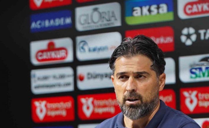 Çaykur Rizespor, İlhan Palut’un görevinin başında olduğunu açıkladı