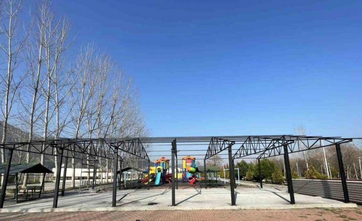 Çocukların merakla beklediği oyun parkında son durum