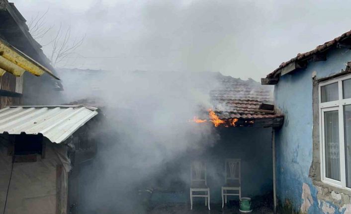 Çorlu’da korkutan yangın