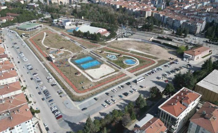 Çorum’daki Yüzüncü Yıl Millet Bahçesi açılışa hazırlanıyor