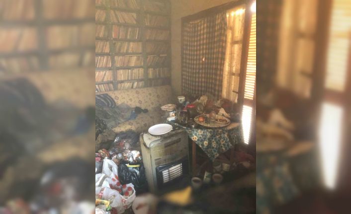 Didim’de yaşlı adam çöp evde ölü bulundu