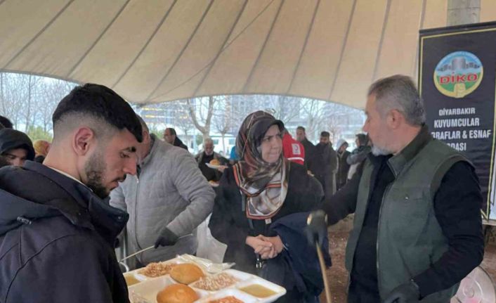 Diyarbakır Kuyumcular ve Sarraflar Odası’ndan vatandaşlara iftar