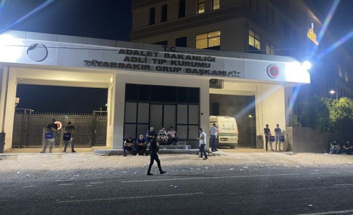 Diyarbakır’da bir kadın evinde ölü bulundu, kocası gözaltına alındı