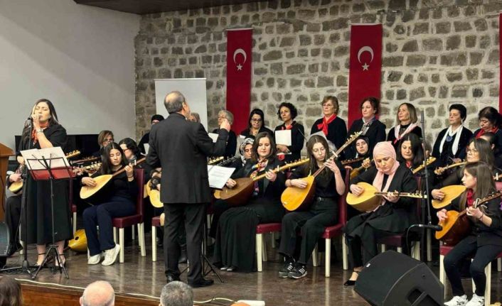 Edirne’de kadınların sesi türkülerle yükseldi