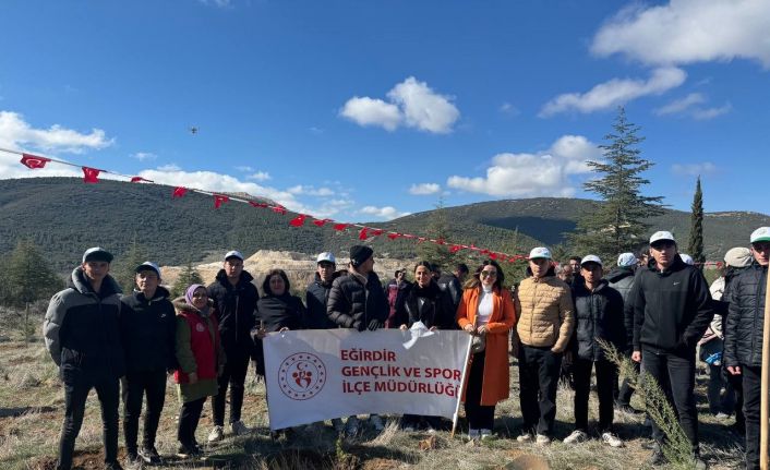 Eğirdir’de 260 fidan toprakla buluştu