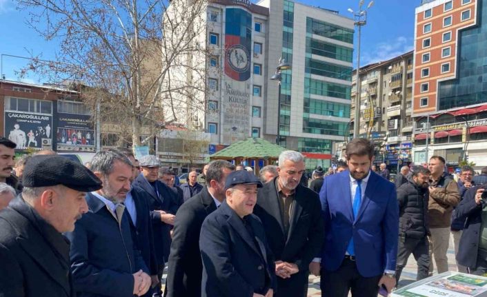 Elazığ’da Gazze için El Ele Türkiye’den Filistin’e yardım kampanyası