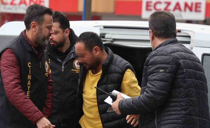 Eski eşini yaralayıp, birlikte yaşadığı kişiyi öldüren şahıs tutuklandı