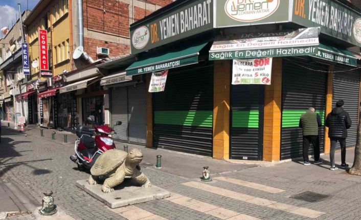 Eskişehir’de Ramazan Bayramı nedeniyle kent merkezin de durgunluk yaşandı