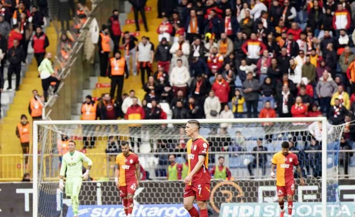 Galatasaray ligde 5. kez berabere kaldı