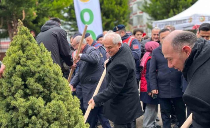 Giresun’da fidanlar toprakla buluştu