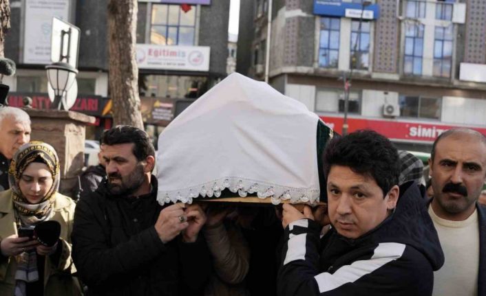 Hayatını kaybeden mimar Ece Gürel son yolculuğuna uğurlandı