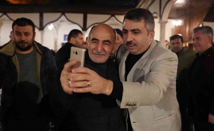 İlk teravih Emirsultan’da