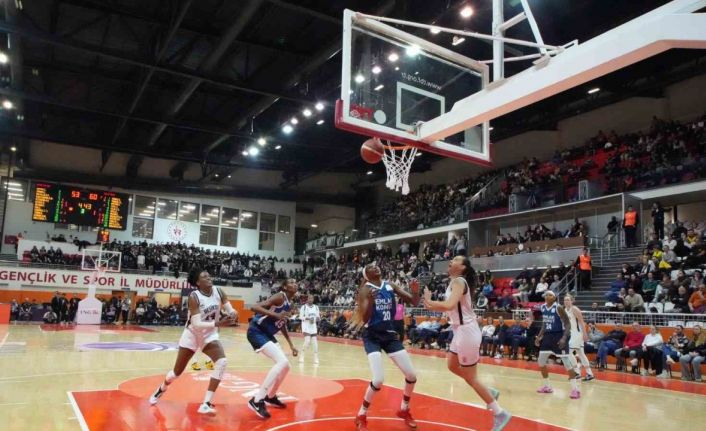 ING Kadınlar Türkiye Kupası’nda ikinci finalist Emlak Konut